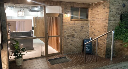 【岡本】≪16時までの勤務OK≫アシスタント専任のスタッフ募集！スタイリストにはならずにアシスタントとして働けます◎ブランクがある方も大歓迎！「Rely Quilt（レリーキルト）」からアシスタント（美容師）の求人☆☆