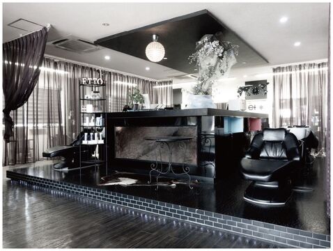 【手柄】≪20時頃退勤OK≫≪平均給与30万円≫≪産休育休制度あり≫デザインカラーも得意とするため、10代など若いお客様も多数！海外コレクションへ参加チャンスがある実力派サロン「acta noid etto（アクタノイドエット）」からスタイリスト（美容師）の求人☆★