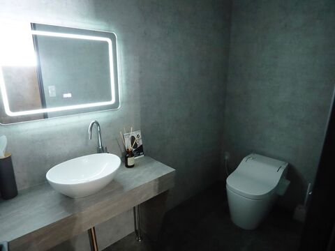 【水戸駅】≪産休育休あり≫≪月8日休み≫トレンドを取り入れた高い技術力がウリのオシャレサロン！「GLITTER 笠原店（グリッターカサハラテン）」からスタイリスト（美容師）の求人☆★