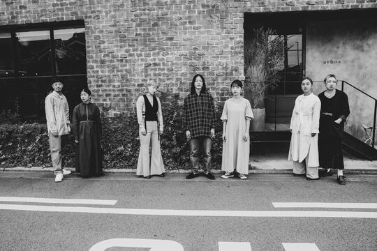 【鳳】≪完全週休2日制≫≪有給休暇&GW休暇&リフレッシュ休暇あり≫≪社会保険完備≫樹木をイメージされたこだわりのヘアサロン！！ワンランク上の技術と接客でお客様にキレイと満足を提供！クリエイティブな作品を発信する実力派サロン！！「arbos（アルボス）」からアシスタント（美容師）の求人☆★☆