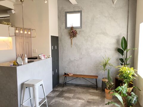 【JR三田駅】≪土日休みOK！≫≪パートも歩合給あり≫≪委託は指名60％／フリー50％還元≫完全マンツーマン！子育て中のママさんも大歓迎のサロン「little pills（リトルピル）」からスタイリスト（美容師）の求人☆☆