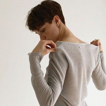 【立川駅】≪店舗展開サロン≫オシャレな環境と、抜群の集客力があるので入客チャンスもばっちり！若い世代の方から支持を得る大人気のトレンド発信サロン！「emme（エミィ）」からスタイリスト（美容師）の求人☆★