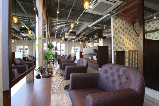 【京成小岩】≪社会保険完備≫≪月8～10日休み≫≪その他休暇制度も充実≫仕事もプライベートも充実させながら、ハイレベルな美容師が目指せる環境です！「Bice 小岩店（ビーチェコイワテン）」からアシスタント（美容師）の求人☆★