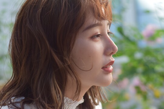 【長居】≪完全週休2日制≫≪スタイリスト月給28万円〜≫≪19時迄に退勤可能≫待遇面がしっかりしているので安心して長く働ける環境。スタッフを大事にするサロンで、やりがいを持って美容師として成長していけます！「Theater（シアター）」からスタイリスト（美容師）の求人★☆