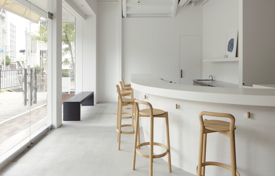 【芦屋】≪社会保険完備≫≪完全週休2日≫≪実働8時間≫≪産休育休実績あり≫≪社員割引あり≫バックアップ体制が整っており、長く安心して働ける！ハイクオリティーのトータルビューティーサロン！「salon de Decollte（サロンドデコルテ）」からネイリスト（ネイル）の求人☆☆