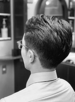 【目黒駅】≪正社員・パート・業務委託から選択OK≫≪全席半個室≫マンツーマンで入客できる大人気バーバーサロン！プライベートも尊重してくれる環境で長く働くことができます！「カミヤーズTokyo 目黒（カミヤーズトウキョウメグロ）」から理容師（理容室）の求人☆★