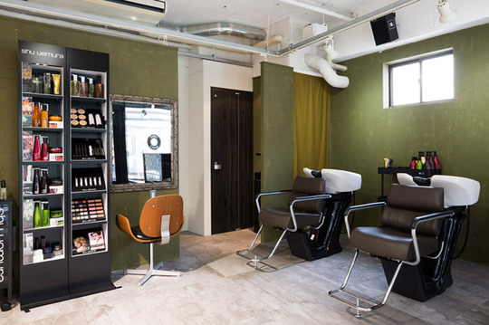 【元町】≪マンツーマンで入客可能≫≪入客チャンスあり≫≪社会保険完備≫≪月8日休み≫≪夏期休暇9連休あり≫一人一人の個性を伸ばしていけるサロン「Evelyn&Paige（エヴリンアンドペイジ）」からスタイリスト（美容師）の求人★☆★