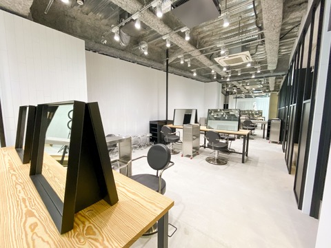 【浦和】◆最低保障給あり・撮影ブース完備◆業界屈指の集客力でたくさんのお客様を担当できます！ITを駆使し、業界をリードするブランドサロン「IT by ALBUM 浦和店（アイティーバイアルバムウラワテン）」からスタイリスト（美容師）の求人☆★