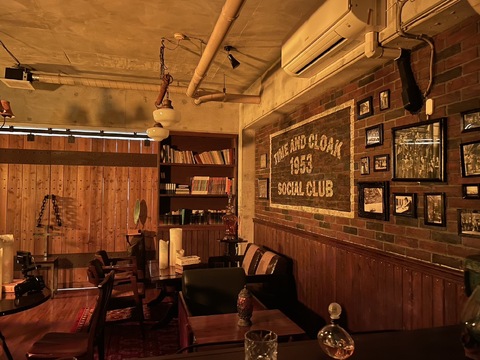 【首里】≪週休2日制≫≪高単価≫≪社会保険完備≫≪営業中レッスンOK≫≪20時迄に退勤可能≫髪質改善が人気の高単価サロン！美容業以外のマナーやコミュニケーション術も学べる！技術の見直しもできるため、ブランクのある方も歓迎！お客様とスタッフ両方が居心地のいいサロン！「HAIR LOUNGE THREE BEE（ヘアーラウンジスリービー）」からアシスタント（美容師）の求人☆★