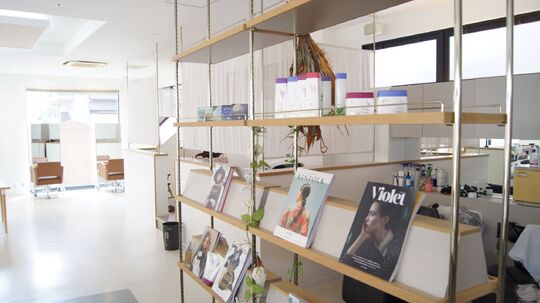 【JR郡山駅】≪完全週休二日制＆社会保険完備≫新規やフリーのお客様は優先的に入客していただきます！親子3世代で通ってもらえるような、お客様との距離が近いサロン「cream（クリーム）」からスタイリスト（美容師）の求人☆★☆