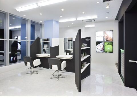 【相模大野】＜完全週休2日制＞＜社会保険完備＞＜入客チャンス◎＞などの抜群の待遇を整えるTAYAグループ☆集客にもかなり力を入れているので月給30万円以上の高収入も狙えます！プライベートも充実可能！TAYA 相模大野店（タヤサガミオオノテン）からスタイリスト（美容師）の求人☆★