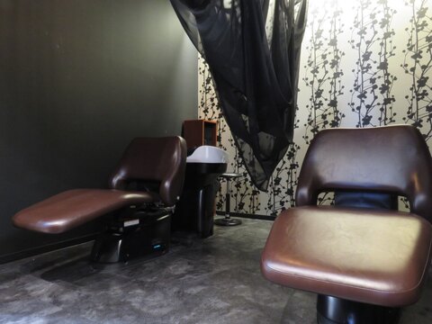 【鶴橋】スパが人気のサロン！≪土日祝は18時営業終わり≫≪有給休暇取得率100％≫≪パートなら16時迄の勤務OK≫スパ専任での勤務もOK「hair’s LOWE（ヘアーズロー）」からのアシスタント（美容師）求人★☆★