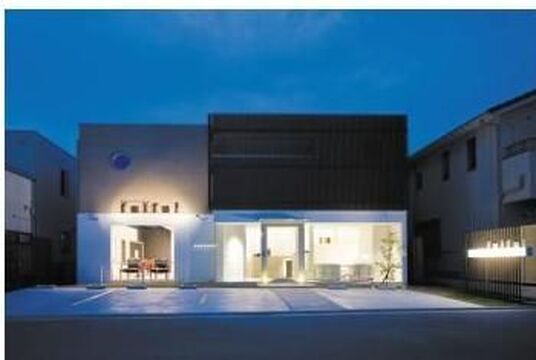 【羽曳が丘】≪社会保険完備≫≪完全週休2日制≫ 時短勤務OK  早期デビュー可能 堺・南大阪に展開する人気ヘアサロン☆充実の待遇面を用意♪美容師として安心して働いていける環境です☆atelie fulful 羽曳が丘店（アトリエフルフルハビキガオカテン）からアシスタント（美容師）の求人★☆