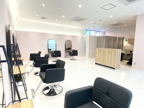 【会津若松駅】◆土日の休み取得可能・車バイク通勤OK・集客力バッチリ◆未経験でも安心してデビューが目指せます。しっかりスキルアップができる環境ですよ！「MACARON FA town（マカロンエフエータウン）」からアイリスト（アイデザイナー・まつ毛エクステ）の求人★☆