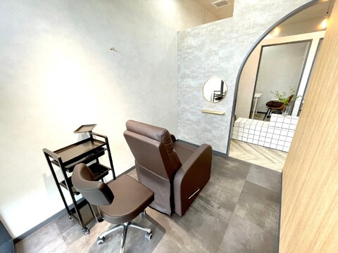 【手柄】≪シェアサロン≫≪面貸し≫≪完全自由出勤≫≪土日休みOK≫選べる豊富な料金システム！自分の好きな時に好きなだけ働ける！「share salon H（シェアサロンエイチ）」からアイリスト（まつげエクステ・まつげパーマ・アイブロウ）の求人☆★