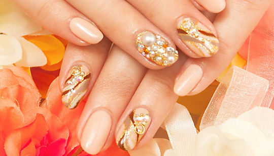 【富雄】≪社会保険完備≫≪人間関係良好≫自社スクールもあり研修制度が充実！残業があっても15分単位でしっかり残業代がつきます！福利厚生もしっかり女性の方が安心して長く働ける！技術力も高く高品質なサロン！「Nail&Eye Salon Ekolu（ネイル＆アイサロンエコル）」からネイリスト（ネイル）の求人★☆★