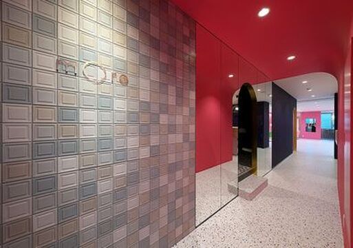 【栄】≪売上50〜60％還元≫≪入客チャンスあり≫≪高収入も狙える≫20代のお客さんが多くトレンドを発信するオシャレサロン！「more（モア）」からスタイリスト（美容師）の求人☆★