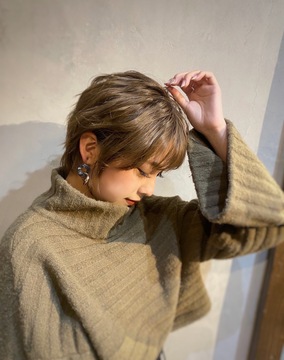 【桜川】≪早番や遅番での勤務も相談可能≫≪社会保険完備≫≪パートさんは平日のみの勤務もOK≫カフェ併設サロン！髪質改善がウリの小規模の少人数制サロン！「uraloge（ウラロージュ）」からスタイリスト（美容師）からの求人☆★