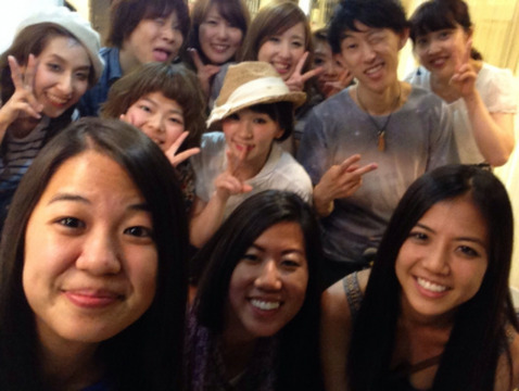 【京都駅】≪社保完備!完全週休2日制!実働8時間!≫お客様との距離も近くスタッフさん同士の仲の良さも抜群!!アットホームな環境のサロン♪美容室が経営するアイラッシュサロンです！！アイリスト（アイデザイナー・まつげエクステ）の求人☆☆