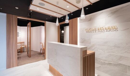 【茅ヶ崎駅】◆日曜定休・産休育休制度あり・退職金制度あり・社会保険完備◆などの嬉しい待遇と未経験の方でも安心の研修制度が魅力です！地域のお客様に愛されるBEAUTY REVERSE 湘南ちがさき店（ビューティーリバースショウナンチガサキテン）からエステティシャンの求人☆☆