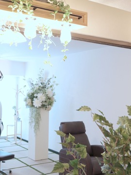 【長堀橋】安心して長く働けるサロン！！研修体制もバッチリで技術に不安がある方もご相談ください！≪2ヶ月でデビューOK≫≪社会保険完備≫≪完全週休2日制≫パリジェンヌ公式ディプロマ取得店「ROAR eye（ロアーアイ）」からアイリスト（まつげエクステ・まつげパーマ・アイブロウ）の求人☆★☆