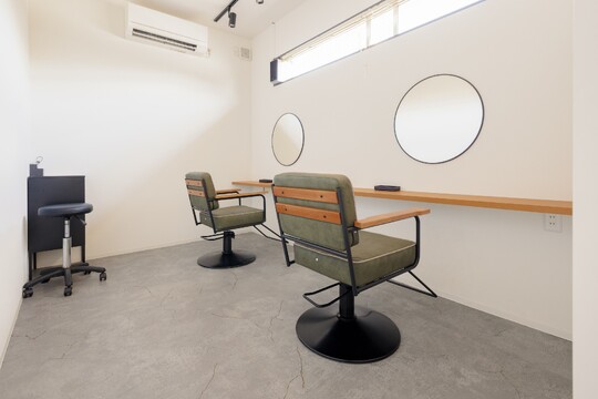 【宮崎神宮】≪完全週休二日制≫≪社会保険完備≫≪交通費支給あり≫≪20時迄に退勤可≫≪オープニングスタッフ募集≫売上に捉われず自分のペースで働きたい方へ！休日もしっかり取得でき、プライベートとの両立可能！美容師としての高い技術はもちろん、接客スキルやオペレーションも学べる環境！「hair salon 晴れ（ヘアーサロンハレ）」からスタイリスト（美容師）の求人☆★☆