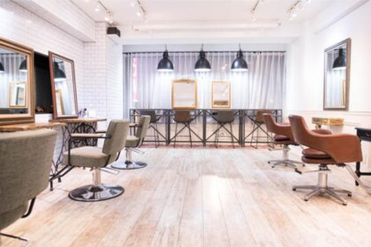 【五反田】≪髪質改善がウリ・営業時間中レッスンOK・客層20代メイン≫できるメニューからどんどん入客経験を積める！整った働き方で安心して長く働けるサロン「nico（ニコ）」からアシスタント（美容師）の求人☆★