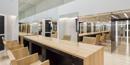 【新宿】≪社会保険完備≫≪実働8時間≫新宿の人気ヘアセットサロン「美容業界NO1の待遇」を目指しています！「Loove（ルーヴ）」からアシスタント（美容師）の求人★☆