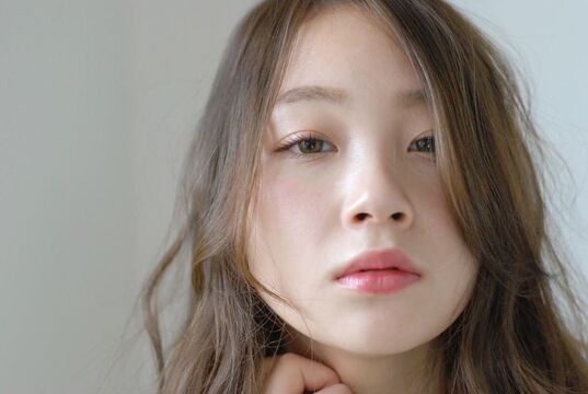 【北花田】≪完全週休2日≫≪月給29万円＋歩合≫≪社会保険完備≫≪平日17:30退勤≫土日休みも応相談！仕事もプライベートも大事にできます。髪質改善に特化した単価高めのヘアサロン「Hair La Vie（ヘアーラヴィ）」からスタイリスト（美容師）の求人☆☆