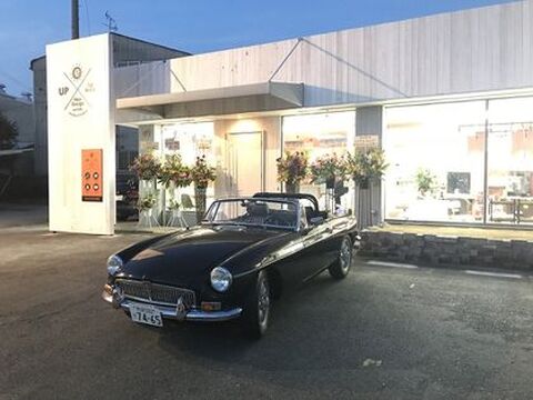 【磯上町】 月8日休み  社会保険完備 地域密着の人気ヘアサロン！幅広い年齢層のお客様が来店しています！「e up by boss（イーアップバイボス）」からスタイリスト（美容師）の求人☆★