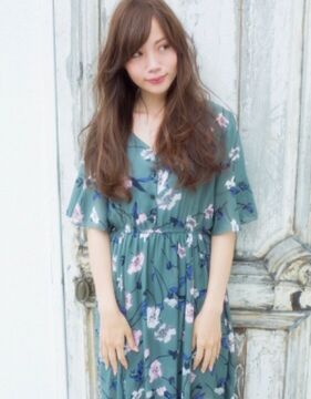 【堺東】≪月給21.5万円〜≫≪月8,9日休み≫≪有給休暇あり≫≪社会保険完備≫営業内レッスンもあり！自慢のヘッドスパで早くからお客様を担当できます。レッスンの無い日は19時半までに退勤可能！まつエクやネイルも提供するトータルビューティーサロン「Jadore（ジャドール）」からアシスタント（美容師）の求人☆★☆