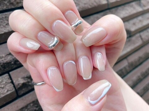 【天神】≪配属店舗で研修実施・営業中のレッスンOK・月休8日・未経験OK・指名料還元あり≫レッスンは営業時間内かつ配属店舗にて実施！パラジェルやマグネットネイルなどトレンドを意識した技術も積極的に導入しています！お客様にしっかり向き合いたい方へオススメのネイルサロン「nailterior COCO（ネイルテリアココ）」からネイリスト（ネイル）の求人☆☆