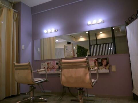 【四ツ橋】≪月7,8日休み♪≫≪営業中のレッスンOK♪≫遅くまで残る事も少ないのでプライベートも充実出来ます☆着付けなど幅広い技術を学べる地域密着型サロン！！“Capelli Malena（カペリ マレーナ）”からアシスタント（美容師）の求人★☆