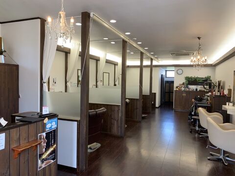 【朝日野】≪年間休日110日≫≪社会保険完備≫≪第3日曜休み≫抜群の待遇の中でオーナーさんからマンツーマン技術を学べて、着付けなどの技術も習得できます！「OSAYA abei（オサヤアベイ）」からアシスタント（美容師）の求人☆★