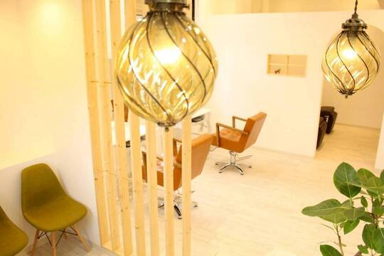 【日進】≪休日選択制＆週休3日制導入サロン≫≪社会保険完備≫安定した給与で希望の休みの取得可能！プライベートもサロンワークも充実！「geen日進店（ジーンニッシンテン）」からスタイリスト（美容師）の求人☆★