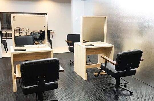 【天神橋筋六丁目】≪自由出勤制≫高単価のフリーランスサロン。シェアサロンとしての利用もOK。個人に合った働き方が叶うサロン。「ODORIBA（オドリバ）」からスタイリスト（美容師）の求人☆☆