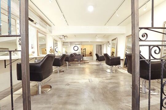 【外苑前】≪完全週休二日制≫人間関係も良く、やりたいことを応援してくれる環境です！自社開発のトリートメントがあるサロン「NOLUE 表参道（ノルエオモテサンドウ）」からアシスタント（美容師）の求人☆★