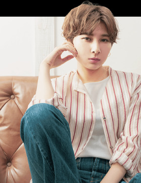 【東舞鶴】≪業務委託…週3日〜、1日3時間〜相談可≫≪正社員…月8日休み・社会保険完備≫ライフスタイルに合わせた働き方ができます！集客も好調でしっかり稼げる「Luxtz（ラグズ）」からスタイリスト（美容師）の求人☆★☆