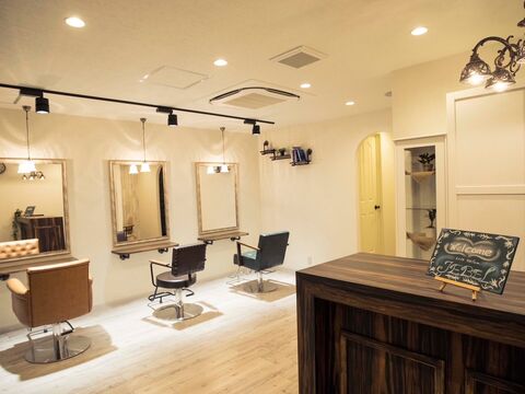 【宮之阪】≪JEBEL yamanoue店も同時募集≫≪18時までの営業時間≫≪土日休みOK≫≪社会保険完備≫最短2年でデビュー可能！営業時間内レッスン可能！成人式に携われる着付けも学べる！女性が働きやすい環境で、ライフワークバランスの取りやすいサロン！「JEBEL miyanosaka（ジュベルミヤノサカ）」からアシスタント（美容師）の求人☆☆