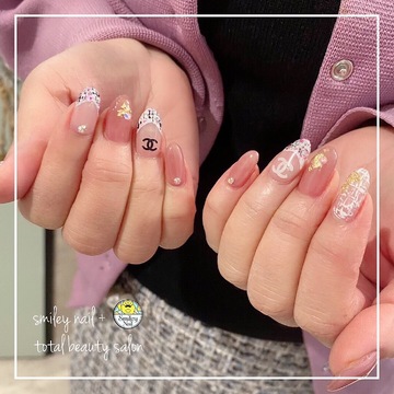 【谷町九丁目】≪週2日、1日5.6時間勤務～≫≪16時までの退勤・土日どちらか休みOK≫ゆったりめの施術時間で、お客様との時間を大切にして頂けます！元気よく接客してくれる方、大歓迎！「smiley nail（スマイリーネイル）」からネイリスト（ネイル）の求人☆☆