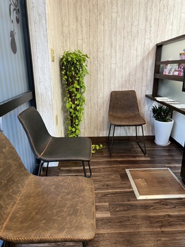 【河内天美】≪月給19万円以上≫≪平均退社19時≫自分のペースでレッスンが進められる。風通しの良いアットホームサロン「Mille・Grace（ミルグラース）」からアシスタント（美容師）の求人☆★☆