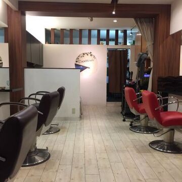 【桃谷】月給23万！スタイリストオンリー、お客様とマンツーマンでしっかり関われる地域密着サロンです！あったかい接客、のびのび働けるサロンで活躍しませんか 「DANTE hair（ダンテヘアー）」スタイリスト（美容師）の求人☆☆