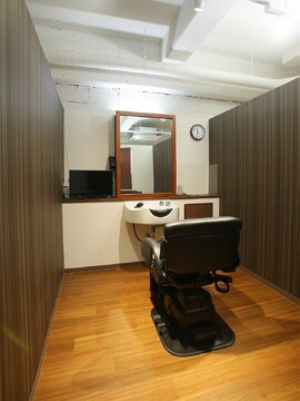 【寝屋川市駅】≪月6～8日休みの選択制≫≪土日祝の休みも相談可能≫頑張り次第で最短2年でデビューが出来る！営業時間内に空きがあればレッスンも可能です！全席個室の地域密着型サロン！「Hair House LePo（ヘアハウスレポ）」からアシスタント（美容師）の求人☆★