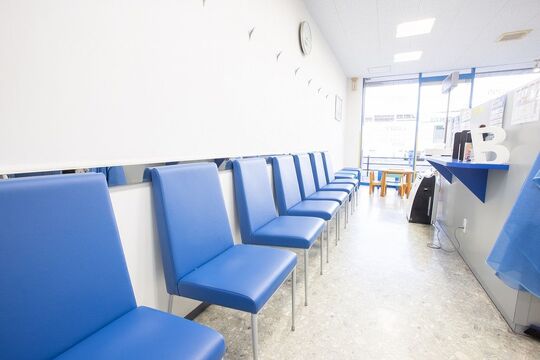 【近鉄八尾】≪休日選択可能≫≪社会保険完備≫努力した分、しっかり評価をしてもらえるサロンです！理容師としてのやりがいをしっかり感じられる環境！「BB STYLE 八尾店（ビービースタイルヤオテン）」から理容師（見習い・中習・技術者）の求人☆★