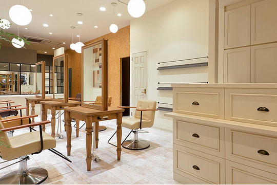 【新板橋】◆完全週休2日制・社会保険完備・独立支援あり◆プライベートを充実させながら働きたい方、子育てしながら働きたい方、1人1人に合ったフレキシブルな働き方を応援してくれるサロンCREA 新板橋店（クレアシンイタバシテン）からスタイリスト（美容師）の求人☆★