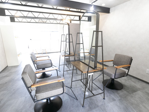 【JR四条畷】≪マンツーマン・掛け持ち選択OK≫≪スタイリストだけの業務委託サロン！≫≪売上44％＋指名料100％還元≫休みや勤務時間の相談もOKです！「TOCOHA hair lounge（トコハヘアラウンジ）」からスタイリスト（美容師）の求人☆★