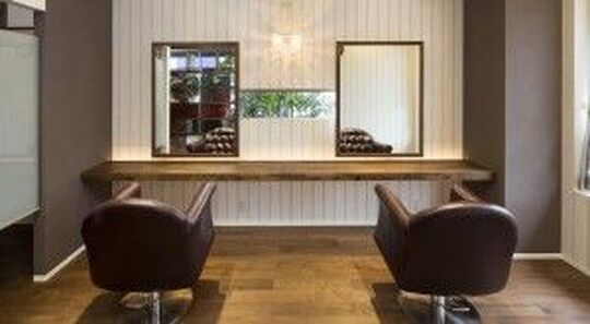 【宇宿】≪完全週休3日制もOK・土日休み相談OK・社会保険完備・月給24万円保証・時短勤務OK≫還元率も高く収入、お休み共に充実できる環境です！髪質改善が強い完全予約制マンツーマンヘアサロン「ノンダメージサロン（R）鹿児島宇宿店（ノンダメージサロンカゴシマウスキテン）」からスタイリスト（美容師）の求人☆★