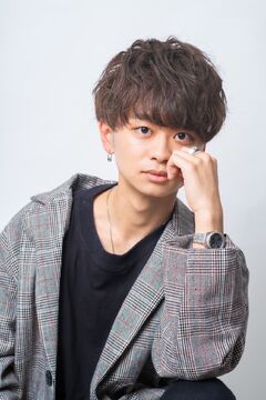 【南草津】≪月8日休み≫≪社会保険完備≫≪土日休み相談OK≫≪メンズサロン≫大学生から絶大人気のメンズサロン！！スタッフもお客様も年齢が近くみなさん仲良しです！マンツーマン施術だけどスタッフ全員で接客するのもポイントです！！「hair salon Mio（ヘアーサロンミオ）」からスタイリスト（美容師）の求人★★