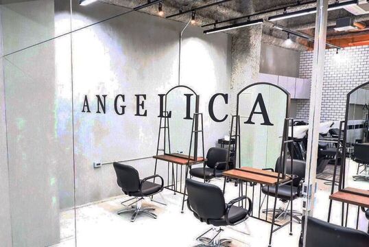 【中電前】■フリー売上40％還元／指名売上45〜55％還元■フルタイムで30万円以上の月収はもちろん！週1日〜の勤務・土日のお休み・時短勤務など相談可能で、プライベートも重視できちゃう♪委託サロンの経験がない方でも働きやすいAngelica 広島店（アンジェリカヒロシマテン）からスタイリスト（美容師）の求人★☆