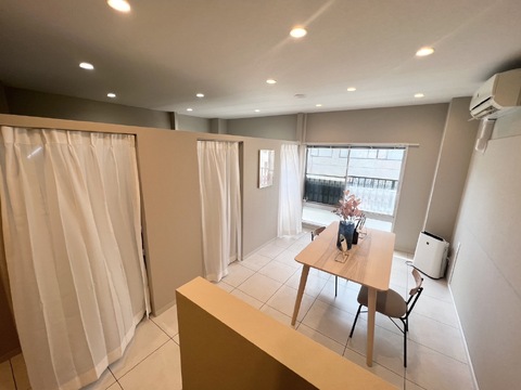 【阪急伊丹】≪社会保険完備≫≪完全週休2日制≫≪実働8時間≫正社員・パートから選択OK！土日休み取得可能など、プライベートも充実間違いなしのサロン環境です！「Thirty Three（サーティースリー）」からアイリスト（まつげエクステ・まつげパーマ）の求人☆☆